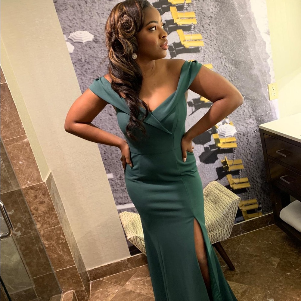 Azazie Alice Green Bridesmaid Dress Size 8